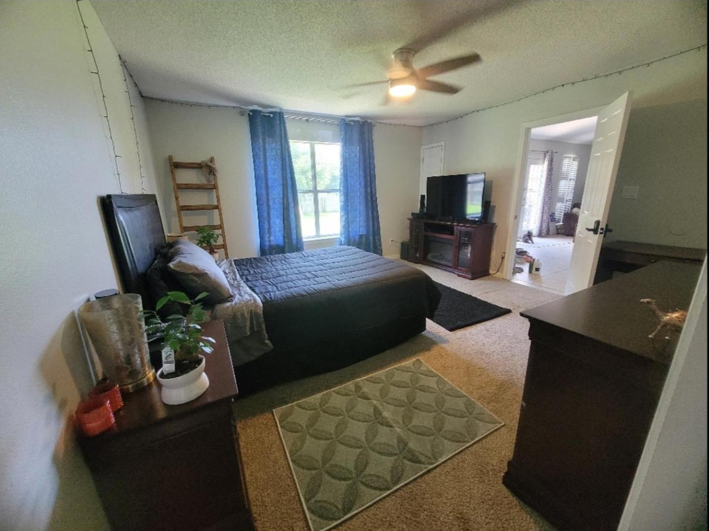 Bedroom Four Minutes From Beach Pensacola Ruang foto